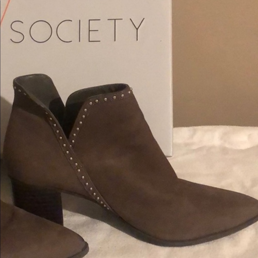 Sole society Dalphine Booties